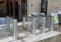 小區(qū)防撞擺閘價格多少