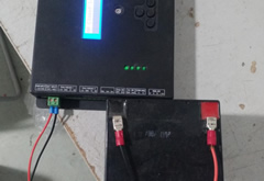 擺翼閘斷電后閘門(mén)能否保持打開(kāi)？