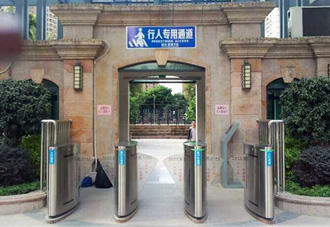 擺閘機(jī)工作原理和接線方法？