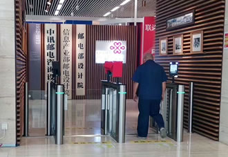 速通門和擺閘的區(qū)別是什么？