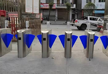 擺閘和翼閘的區(qū)別是什么？哪個更容易尾隨？